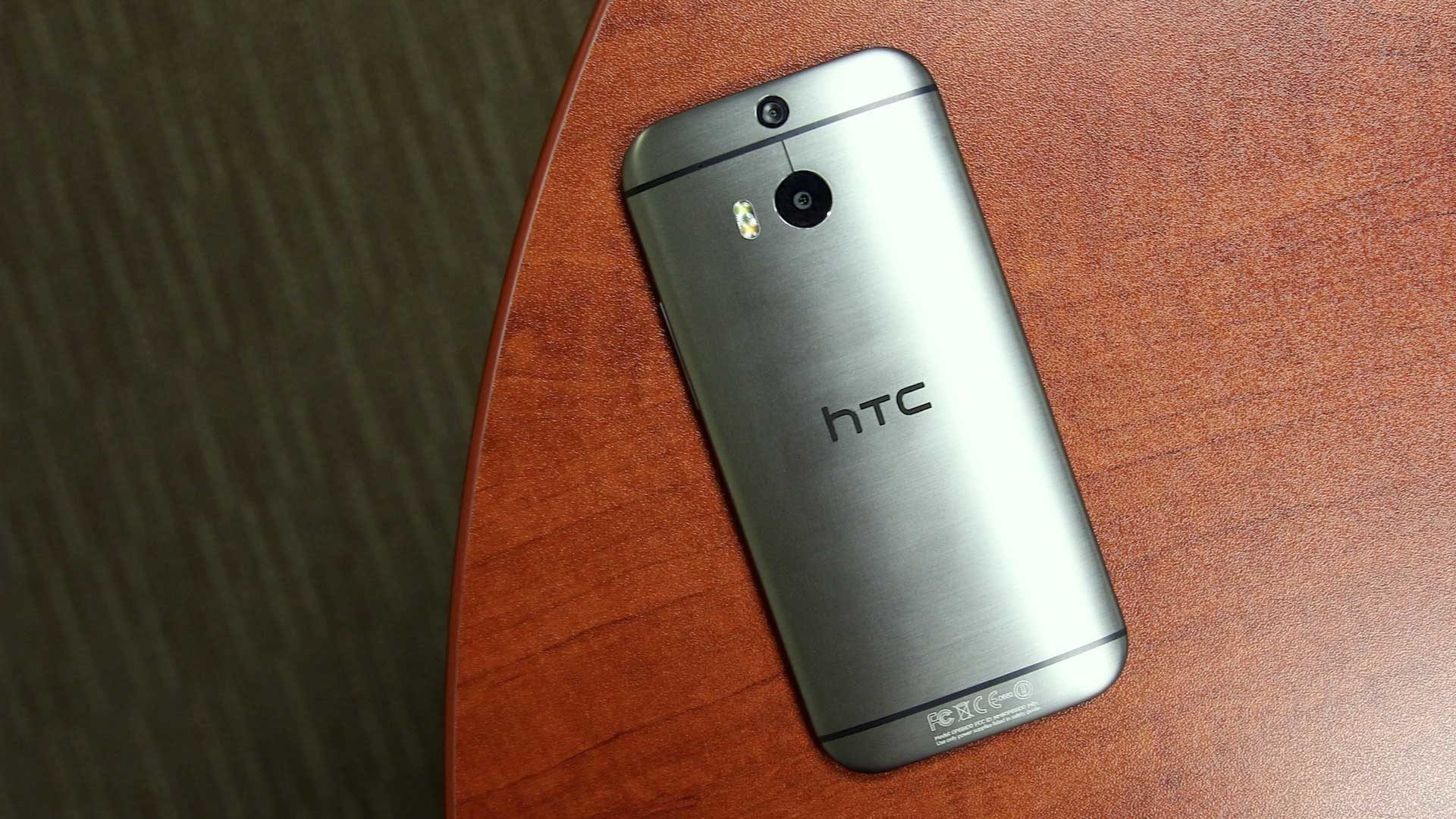 De ce sa nu iti cumperi un HTC One M8?